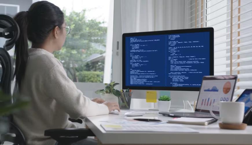 察哈尔右翼后旗企业数字化解决方案:机器学习赋能商业模式升级的核心路径